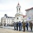 Izamiento del Pabellón Nacional en plaza de armas de Punta Arenas