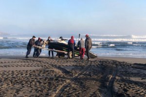 Armada activa búsqueda y rescate de dos tripulantes desaparecidos en sector de Bucalemu