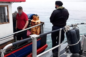 Autoridad Marítima realizó fiscalización pesquera en sector Aguas Frescas del Estrecho de Magallanes