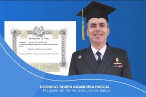 Oficial de la Armada se graduó con el primer lugar en Magíster en Administración de Salud de la Universidad de Chile