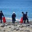  Personal del Museo Marítimo Nacional realizó limpieza en Playa San Mateo de Valparaíso  