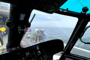 Helicóptero naval realizó aeroevacuación durante su participación en “Unitas” Helicóptero naval realizó aeroevacuación durante su participación en “Unitas”