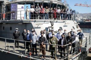 A bordo de la Fragata "Riveros" y el Remolcador "Janequeo" se realizó Bootcamp del Desafío Avante 2021