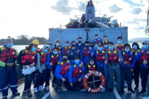 Alumnos del Instituto del Mar Bicentenario de Chonchi visitaron el Patrullero Médico-Dental “Cirujano Videla” Alumnos del Instituto del Mar Bicentenario de Chonchi visitaron el Patrullero Médico-Dental “Cirujano Videla”