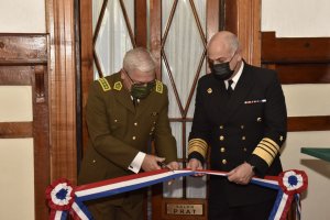 Carabineros de Chile inaugura salón Prat en la Escuela de Carabineros