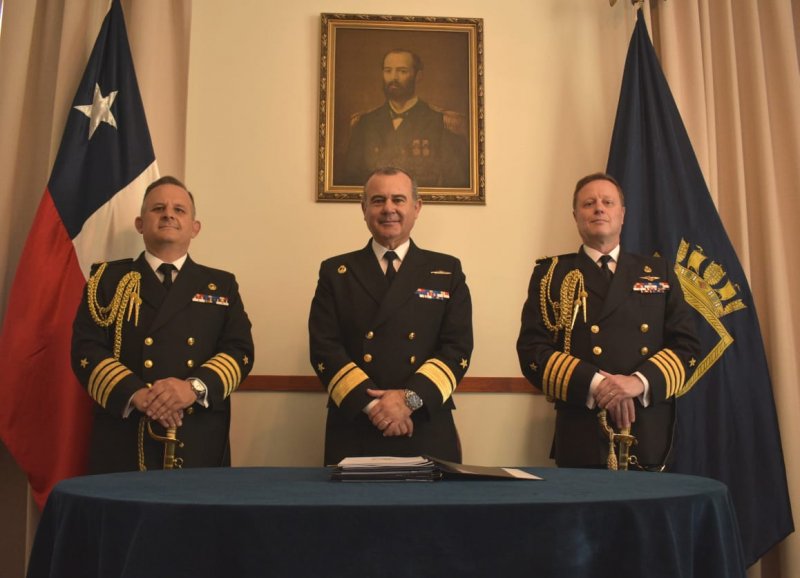 Cambio de Mando de la Comandancia de la Base Naval Talcahuano y Jefe del  Estado Mayor de la Segunda Zona Naval - Armada de Chile