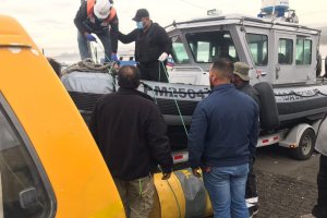 Capitanía de Puerto de Coronel apoyó a isla Santa María durante incendio forestal Capitanía de Puerto de Coronel apoyó a isla Santa María durante incendio forestal