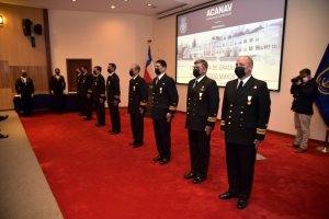 Ministro Prokurica presidió graduación del curso de Estado Mayor en la Academia de Guerra Naval