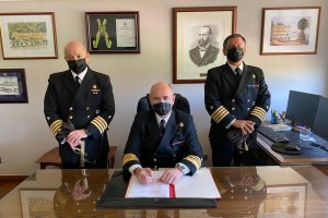 Se realizó cambio de mando de la Academia de Guerra Naval