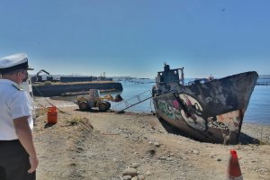 Comenzó segunda etapa del Plan Tenglo: Desguace y retiro de restos náufragos Comenzó segunda etapa del Plan Tenglo: Desguace y retiro de restos náufragos
