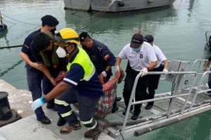 Autoridad Marítima de Arica realizó una evacuación médica de urgencia Autoridad Marítima de Arica realizó una evacuación médica de urgencia