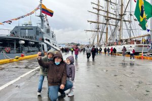 Casi 7 mil personas visitaron las Unidades participantes de “Velas Latinoamérica 2022” en Punta Arenas Casi 7 mil personas visitaron las Unidades participantes de “Velas Latinoamérica 2022” en Punta Arenas