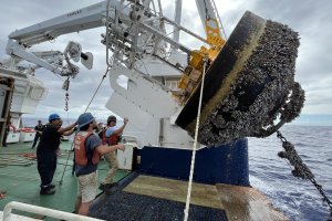 Buque Hidrográfico y Oceanográfico AGS 61 “Cabo de Hornos” efectuó trabajos junto a Instituto Oceanográfico Norteamericano Buque Hidrográfico y Oceanográfico AGS 61 “Cabo de Hornos” efectuó trabajos junto a Instituto Oceanográfico Norteamericano
