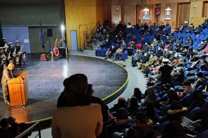 Armada presenta "Prat, el legado de un hombre" en la comuna de San Carlos