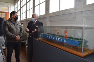 Nueva muestra temporal del Museo Marítimo Nacional tiene como protagonista al emblemático dique flotante Valparaíso III