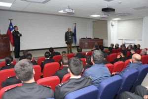 Academia Politécnica Naval se reúne con sus “Alumni” Academia Politécnica Naval se reúne con sus “Alumni”