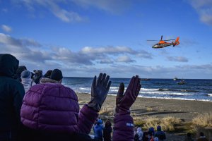 Más de 1000 personas presenciaron capacidades navales y marítimas en la costanera del estrecho de Magallanes Más de 1000 personas presenciaron capacidades navales y marítimas en la costanera del estrecho de Magallanes