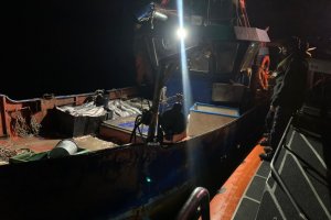 Capitanía de Puerto de Castro logró incautación de merluza austral extraída por lancha que zarpó sin autorización