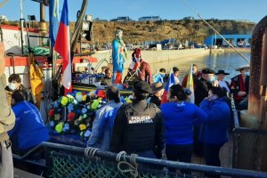 Autoridad Marítima veló por la seguridad durante la fiesta de San Pedro y San Pablo en caleta Barranco Amarillo de Punta Arenas Autoridad Marítima veló por la seguridad durante la fiesta de San Pedro y San Pablo en caleta Barranco Amarillo de Punta Arenas