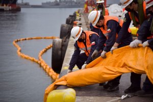 Capitanía de Puerto de Valparaíso realizó ejercicio de respuesta a la contaminación con EPV