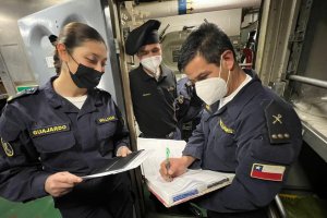 Guardiamarinas Ejecutivos y Abastecimiento desarrollan periodo de instrucción a bordo de la Fragata Williams