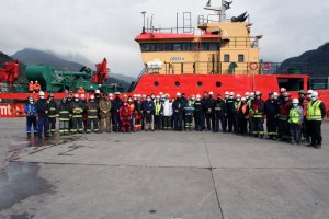 Autoridad Marítima de Puerto Chacabuco participó en simulacro Autoridad Marítima de Puerto Chacabuco participó en simulacro