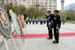 Comandante en Jefe de la Armada participó en Tedeum Ecuménico y entrega de Ofrendas Florales en Santiago Comandante en Jefe de la Armada participó en Tedeum Ecuménico y entrega de Ofrendas Florales en Santiago