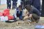 Cientos de voluntarios, tanto de universidades, establecimientos educacionales, comunidad organizada e instituciones participaron de operativo de limpieza del borde costero en el sector de Playa Caleta Portales de Valparaíso.