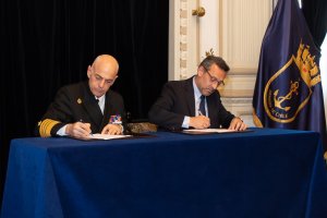 Armada de Chile y Defensoría Penal Pública firman convenio de colaboración Armada de Chile y Defensoría Penal Pública firman convenio de colaboración