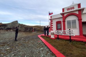 Los Fareros del fin del mundo conmemoran su 185 aniversario Los Fareros del fin del mundo conmemoran su 185 aniversario