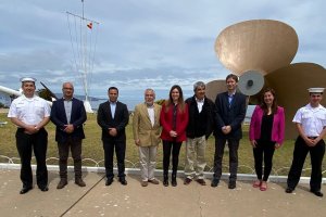 Reconocimiento por 10 años del “Curso Sistemas Computacionales” (CISCO) de la Academia Politécnica Naval Reconocimiento por 10 años del “Curso Sistemas Computacionales” (CISCO) de la Academia Politécnica Naval