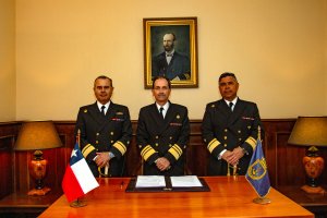 Contraalmirante Juan Pablo Zúñiga asume como Comandante en Jefe de la Primera Zona Naval Contraalmirante Juan Pablo Zúñiga asume como Comandante en Jefe de la Primera Zona Naval