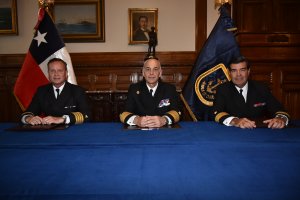 Capitán de Navío JT Francisco Figueroa asume como Auditor General de la Armada Capitán de Navío JT Francisco Figueroa asume como Auditor General de la Armada
