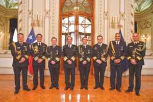 Agregados Navales en Chile fueron condecorados con la “Estrella al Mérito Militar”