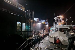 Armada apoyó evacuación médica desde centro de cultivo ubicado en Estero Clemente a Puerto Chacabuco Armada apoyó evacuación médica desde centro de cultivo ubicado en Estero Clemente a Puerto Chacabuco