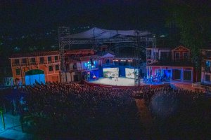 Grupo de Teatro de la Armada presentó obra “Los Cuentos de Pedro Urdemales” en Olmué