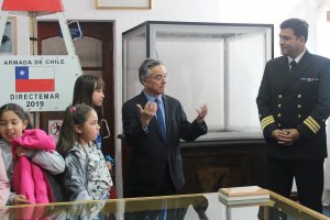 Con presencia de connotados académicos se realizó el acto de homenaje a los 130 años de la Fundación de Puerto Toro