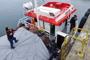 Armada en conjunto con Sernapesca incautó más de 122 toneladas del recurso Luga Roja Armada en conjunto con Sernapesca incautó más de 122 toneladas del recurso Luga Roja