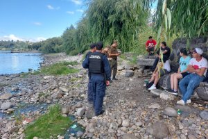 Autoridad Marítima de Puerto Varas desarrolla trabajos de fiscalización en playa Entre Lagos