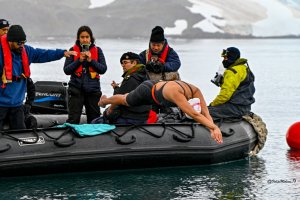 La “Sirena de Hielo” rompe récord en el Territorio Chileno Antártico La “Sirena de Hielo” rompe récord en el Territorio Chileno Antártico