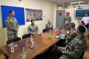 Director de la División Estrategia y Planes del USMC visitó unidades y reparticiones del Cuerpo de Infantería de Marina Director de la División Estrategia y Planes del USMC visitó unidades y reparticiones del Cuerpo de Infantería de Marina