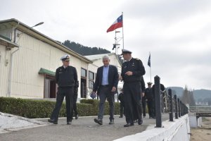 Subsecretario de Defensa visitó la Escuela de Grumetes