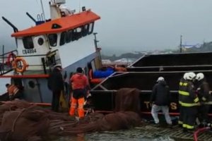 Autoridad Marítima desplegó operativo ante siniestro de barcaza en las cercanías de Melinka