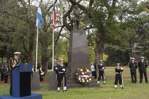 Agregadurías y Misiones Navales conmemoraron un nuevo aniversario de las Glorias Navales