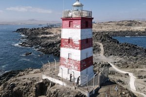 Dotaciones de Unidades de la Escuadra realizaron operativo cívico en Faro Punta Caldera Dotaciones de Unidades de la Escuadra realizaron operativo cívico en Faro Punta Caldera
