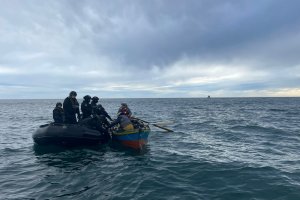 Policía Marítima de Talcahuano en conjunto con grupos de tarea Jedena realizaron operación de fiscalización en las costas de la provincia de Arauco Policía Marítima de Talcahuano en conjunto con grupos de tarea Jedena realizaron operación de fiscalización en las costas de la provincia de Arauco