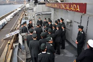 Aspirantes a Oficiales de la Escuela de Gendarmería conocieron el quehacer de la Armada de Chile