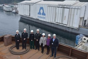 Ministra de Ciencia visitó ASMAR Talcahuano y conoció capacidades del buque científico polar “Almirante Viel”