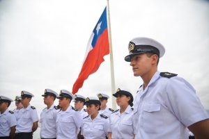 Cadetes de primer año de la Escuela Naval arriban al Puerto de Arica a bordo del Transporte AP-41 “Aquiles” 