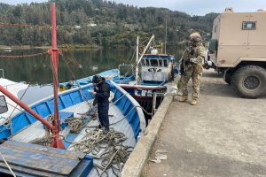 JEDENA Biobío y Autoridad Marítima realizan actividades en apoyo a los habitantes de Tirúa y Quidico 